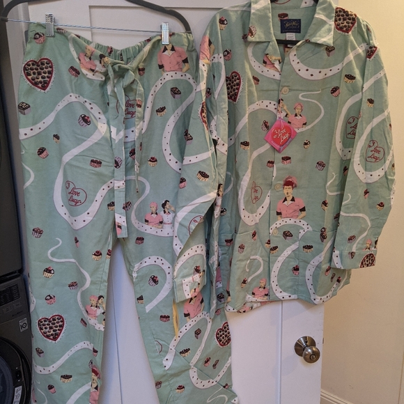 I love lucy flannel pajamas Clearance